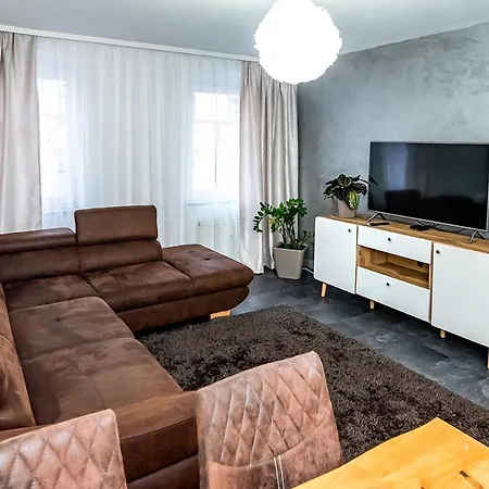 Appartement 2og Links *